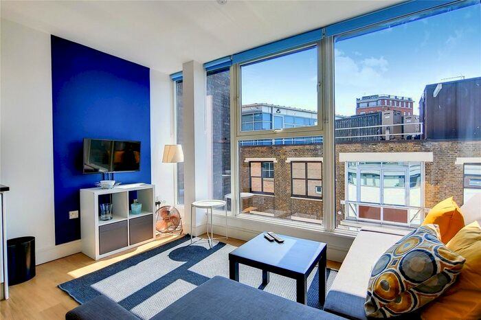 1 Bedroom Flat To Rent In Brownlow Mews, London, WC1N