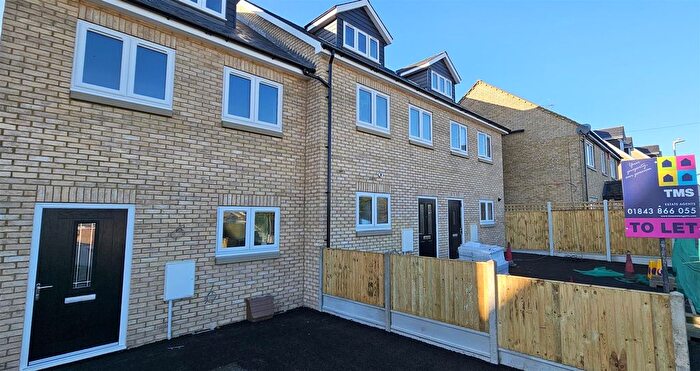 4 Bedroom End Of Terrace House To Rent In Hazelmaur Walk, Margate, CT9