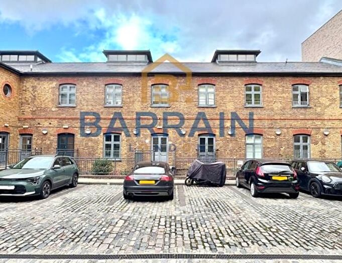 1 Bedroom Flat For Sale In Clyde Square, London, E14