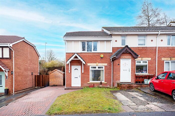 3 Bedroom End Of Terrace House For Sale In Skye Wynd, Hamilton, ML3