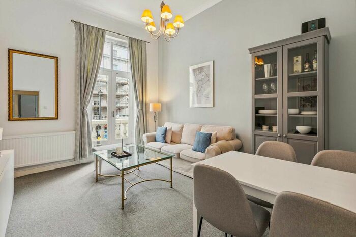 2 Bedroom Flat To Rent In Belgrave Road, London, SW1V