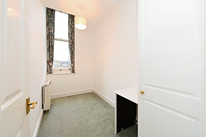 2 Bedroom Flat For Sale In Valentine Court, Hunstanton, Norfolk, PE36