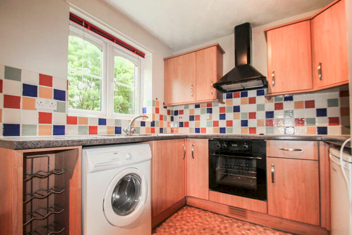 1 Bedroom Apartment To Rent In Tamarin Gardens, Cambridge, CB1