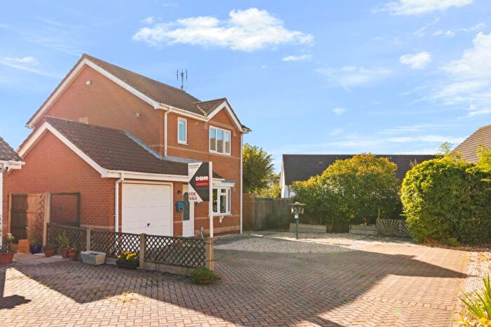 3 Bedroom Detached House For Sale In Varah Close, Barton-Upon-Humber, North Lincolnshire, DN18