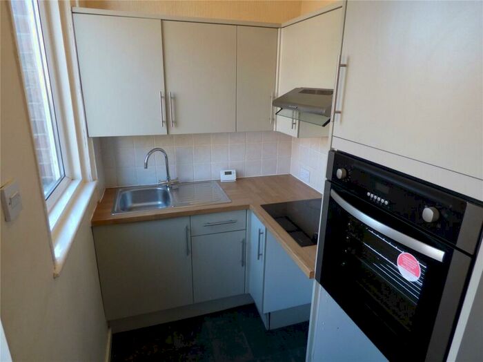 2 Bedroom Terraced House To Rent In Highfield Terrace, Cleckheaton, BD19