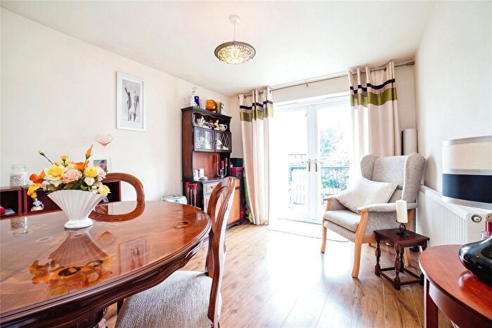 3 Bedroom Bungalow For Sale In Davies Avenue, Sutton-In-Ashfield, Nottinghamshire, NG17