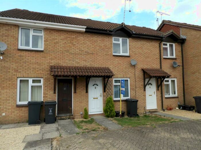 2 Bedroom Terraced House To Rent In Galloway Close, Shaw, Swindon, SN5