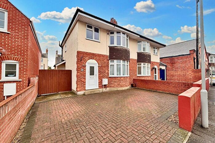 3 Bedroom Semi Detached House For Sale In Weymouth, DT4