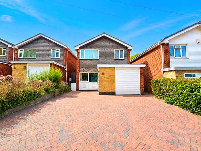 3 Bedroom Detached House For Sale In Wigston Lane, Aylestone, Leicester, LE2