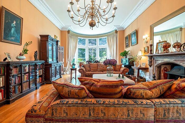 4 Bedroom Semi-detached House For Sale In Papermill Lane, Ipswich, Suffolk, IP8