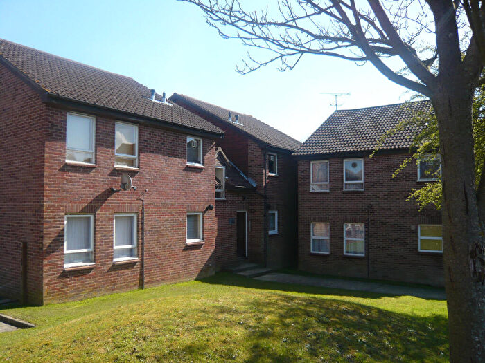 Studio To Rent In Silverbirch House, Crawley, RH11