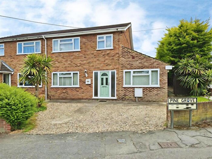 3 Bedroom Semi Detached House For Sale In Hempstead Road, Hempstead, Gillingham, ME7