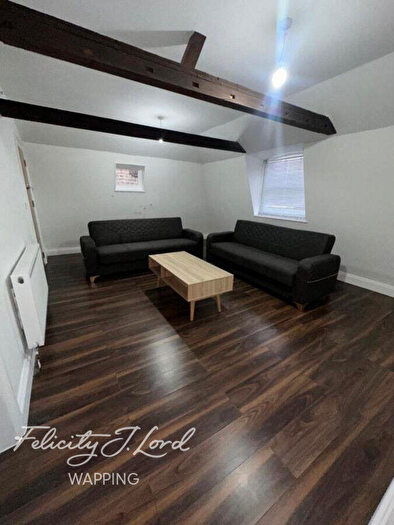 2 Bedroom Apartment To Rent In Commercial Road, London, E1