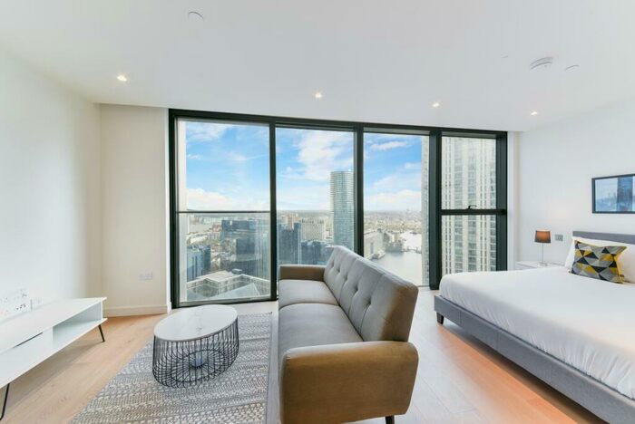 Studio To Rent In Hampton Tower, South Quay Plaza, Canary Wharf, E14