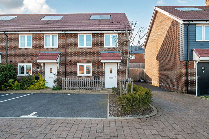 2 Bedroom End Of Terrace House For Sale In Turnberry Close, Boorley Green, Southampton, SO32