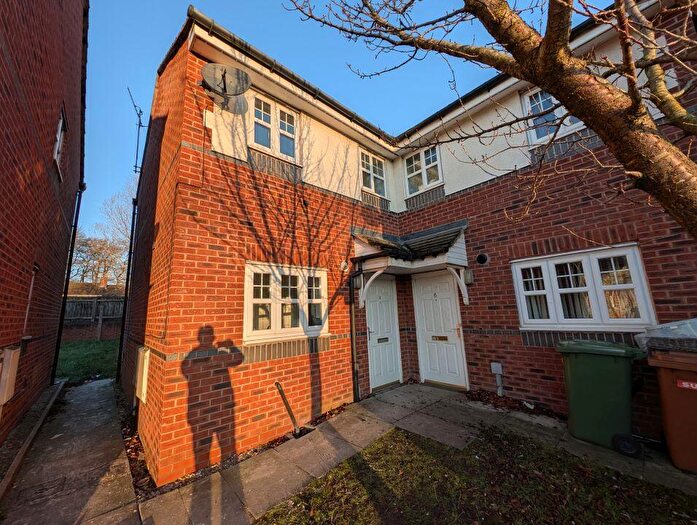 3 Bedroom Semi Detached House To Rent In New Hey Road, CH49
