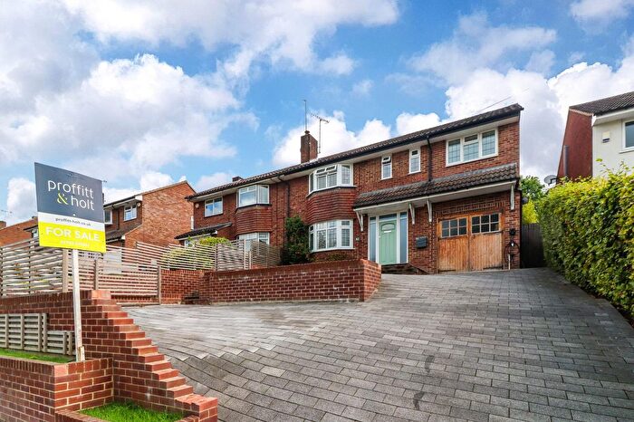 4 Bedroom Semi-Detached House For Sale In Kindersley Way, Abbots Langley, WD5