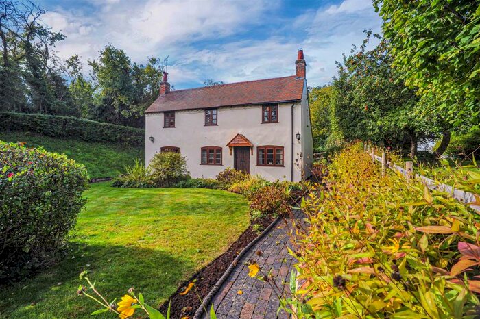 2 Bedroom Cottage For Sale In Mill Lane, Feckenham, Worcestershire, B96