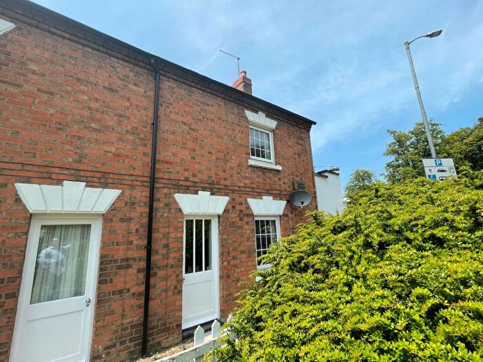2 Bedroom End Of Terrace House To Rent In Shipston Road, Stratford-upon-Avon, CV37