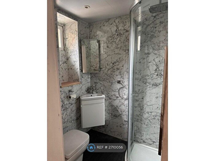 1 Bedroom Flat To Rent In Kelvin Drive, Glasgow, G20