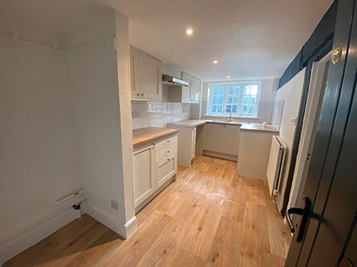 2 Bedroom Terraced House To Rent In High Street, SN15