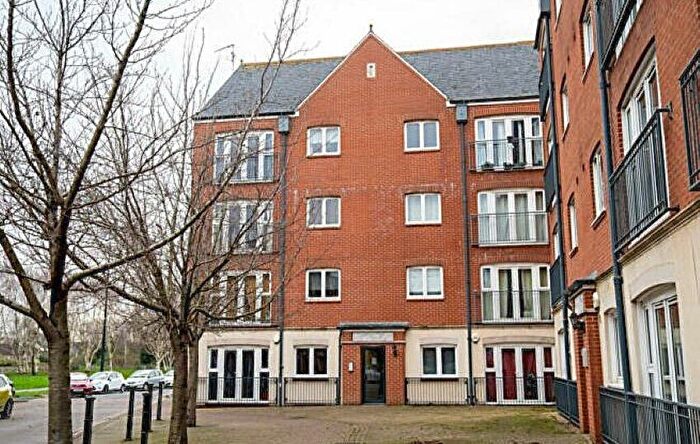 2 Bedroom Apartment For Sale In Harrowby Street, Cardiff(City), CF10