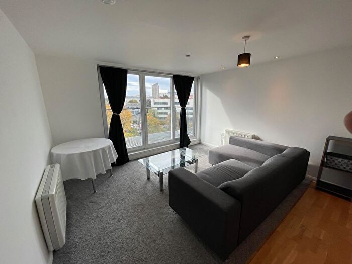 2 Bedroom Flat To Rent In Hawkhill, Dundee, DD1