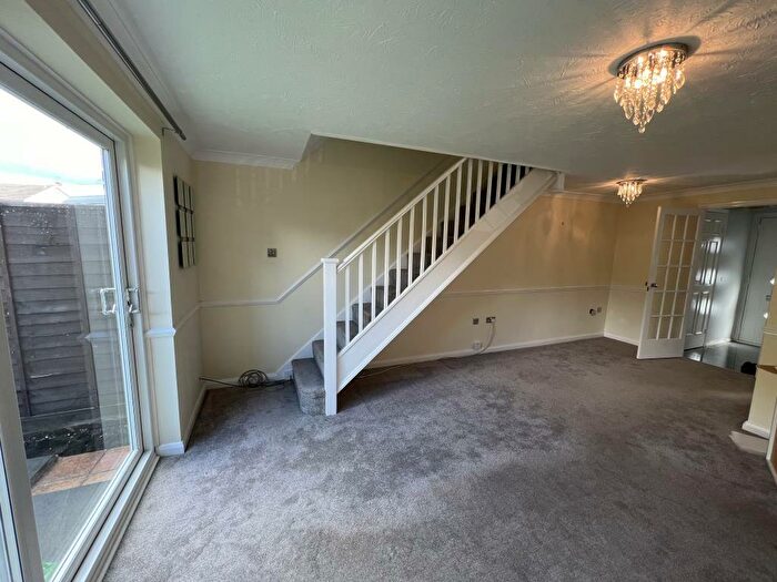 3 Bedroom Terraced House To Rent In Radcliffe Way, Bracknell, RG42