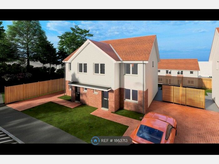 3 Bedroom Semi-Detached House To Rent In Tower Drive, Gourock, PA19