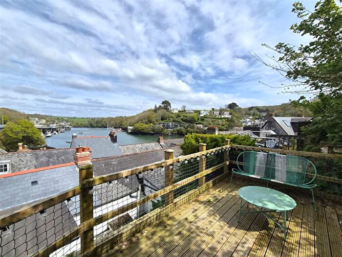 2 Bedroom Property For Sale In Station Road, Fowey, PL23