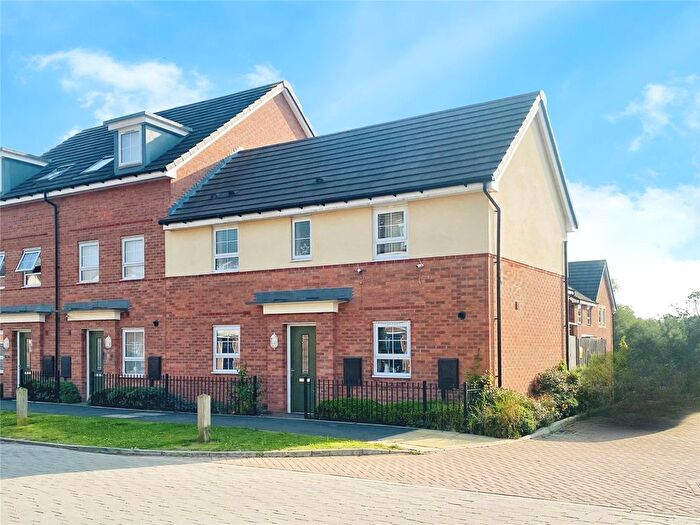 3 Bedroom Terraced House To Rent In Queen Elizabeth Road, Nuneaton, CV10