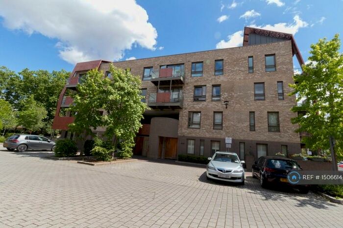 2 Bedroom Flat To Rent In Bluebell House, London, SE16