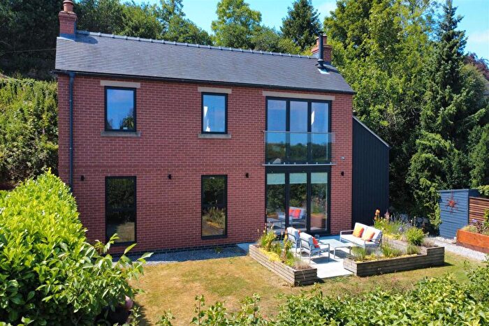 4 Bedroom Detached House For Sale In Rise End, Middleton, Matlock, Derbyshire, DE4