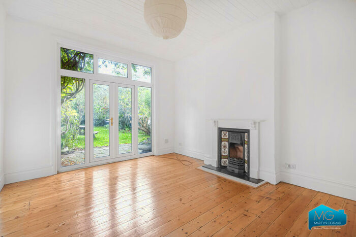 6 Bedroom Semi-Detached House To Rent In Goodwyns Vale, Muswell Hill, London, N10