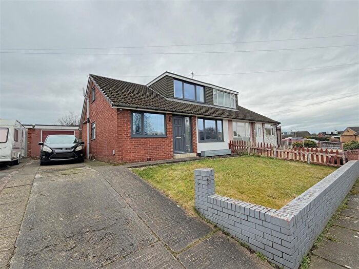 4 Bedroom Semi Detached Bungalow For Sale In Cammock Crescent, Carlisle, CA2