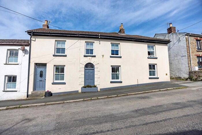 6 Bedroom End Of Terrace House For Sale In Fore Street, Tywardreath, PL24
