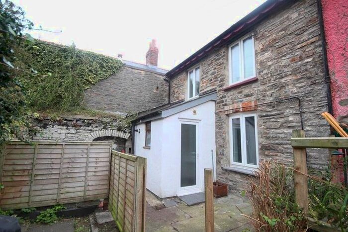 1 Bedroom Property To Rent In Laurel Place, Eastgate, Aberystwyth, SY23