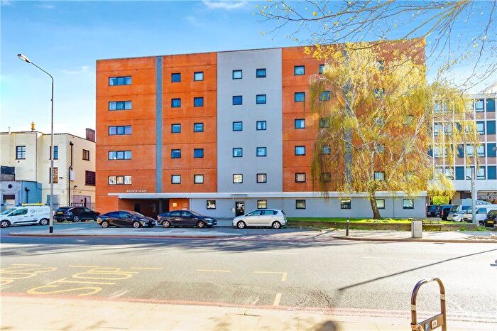 2 Bedroom Flat For Sale In London Road, London, SW16