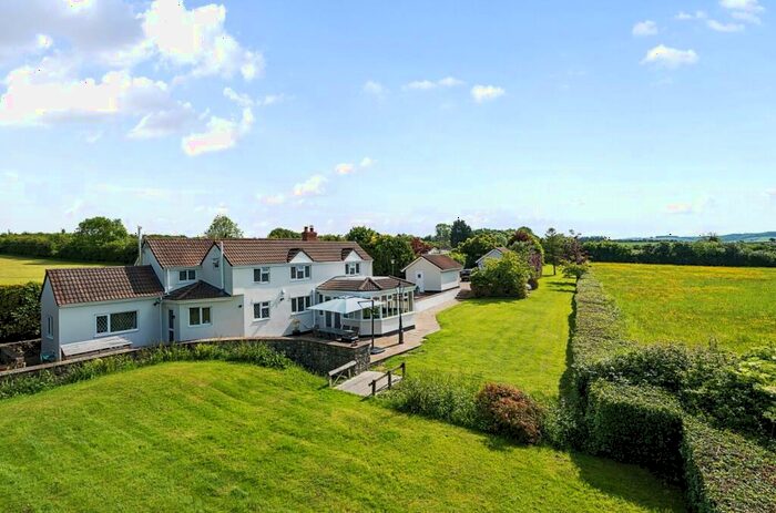 4 Bedroom Detached House For Sale In Shortwood Road, Pucklechurch, Bristol, Gloucestershire, BS16