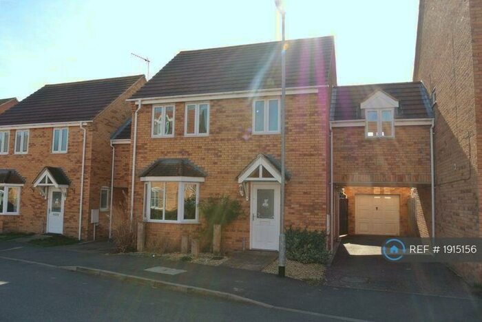 4 Bedroom Detached House To Rent In Ancaster, Sleaford, NG32