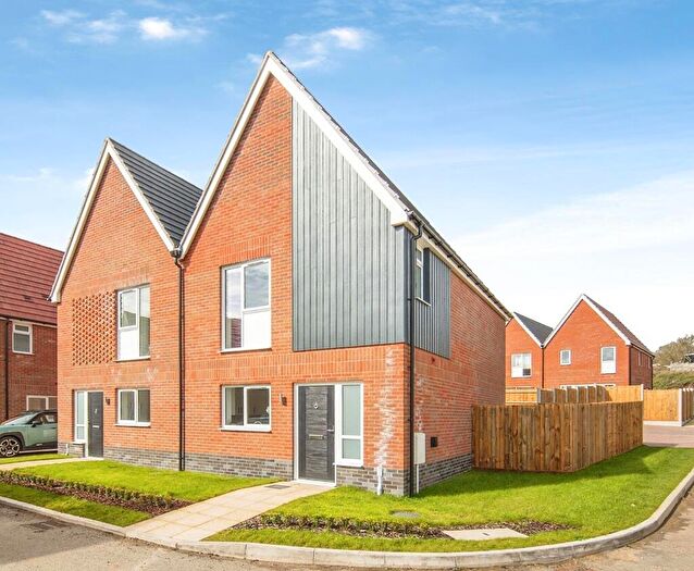 3 Bedroom Semi Detached House For Sale In Kiln Crescent, Harwich, CO12