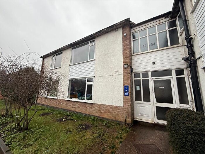 3 Bedroom Flat To Rent In Cowdray Close, Leamington Spa, Warwickshire, CV31