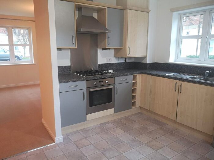 2 Bedroom Flat To Rent In Temple Court, Wakefield, West Yorkshire, WF1