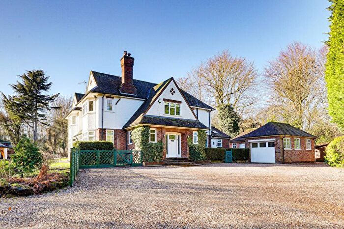 4 Bedroom Detached House For Sale In Lambley Lane, Burton Joyce, NG14