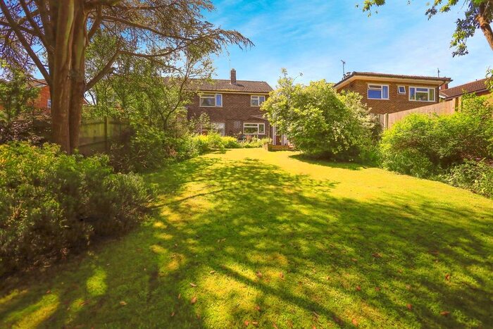 3 Bedroom Semi-Detached House For Sale In East View Fields, Plumpton Green, Lewes, BN7