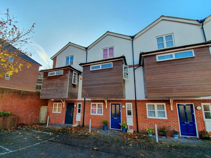 3 Bedroom Town House To Rent In St. James Road, East Grinstead, RH19