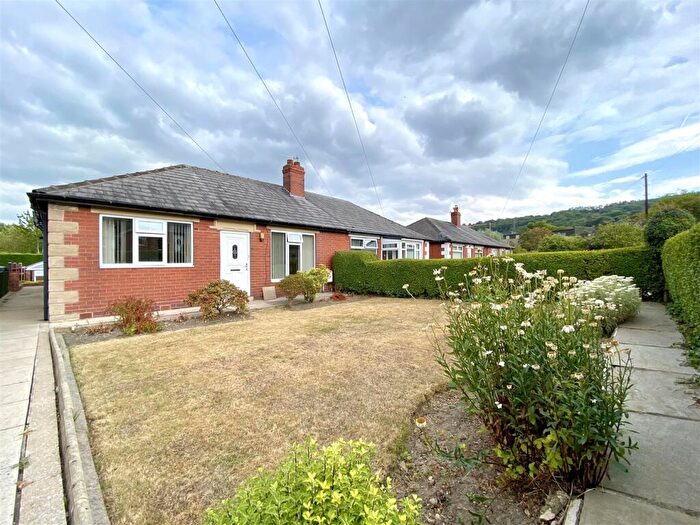 2 Bedroom Semi-Detached Bungalow For Sale In South Lane Gardens, Elland, HX5