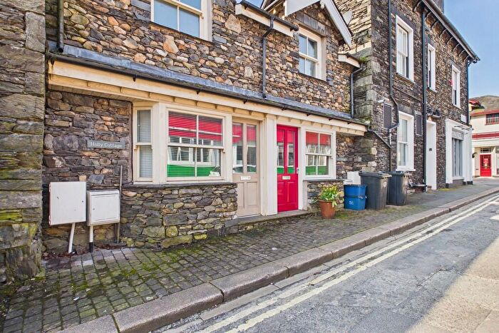 2 Bedroom Terraced House To Rent In South Terrace, Bowness-on-Windermere, LA23