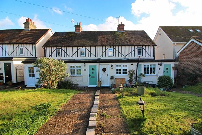 2 Bedroom Terraced House For Sale In Station Road, Borough Green, TN15