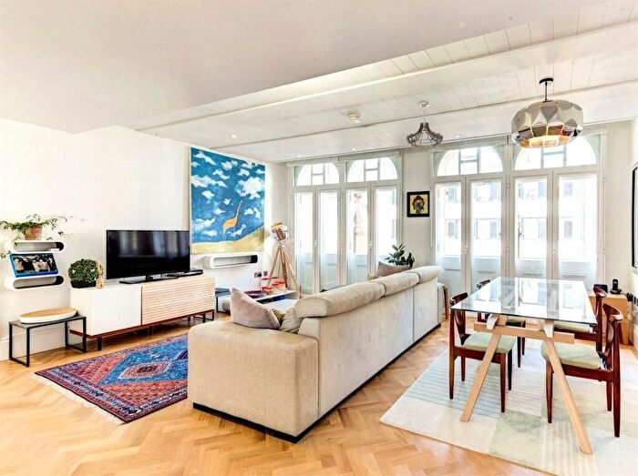 3 Bedroom Flat To Rent In Beaver Building, Oxford Street, London, W1D